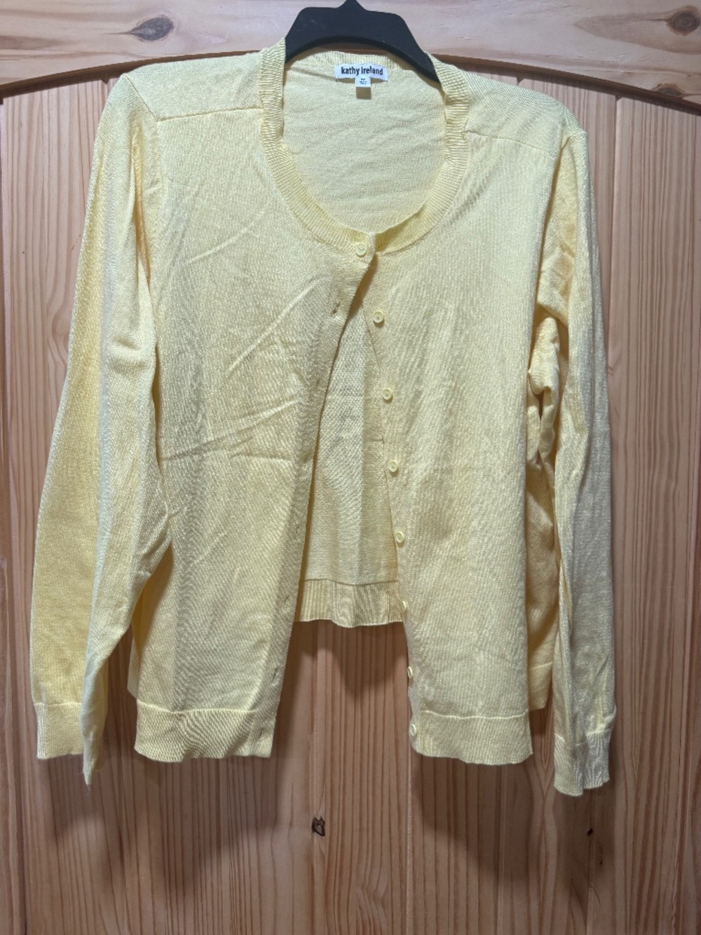 Kathy Ireland cardigan sweater EUC